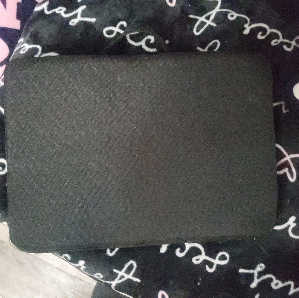 Patterned Lap Desk with Circular Design - Picture 3 of 7